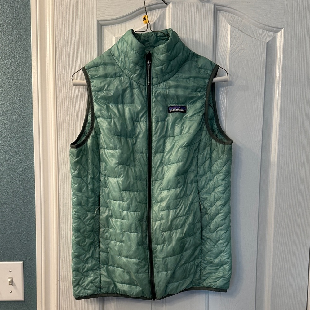Patagonia Teal micro puff  Vest